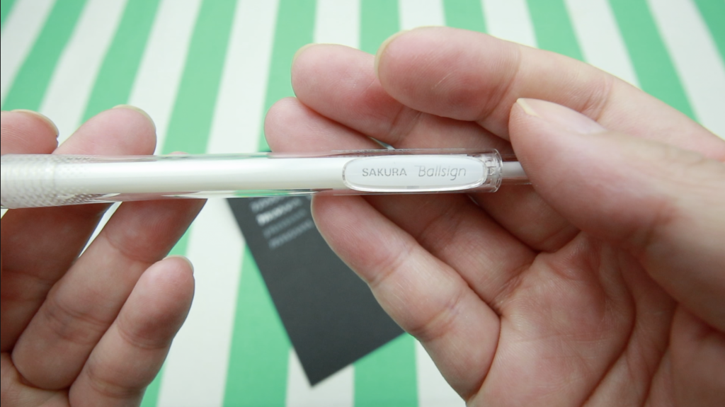 一番描きやすい白ペンは？最強白ペン対決2019  ayakfulのDIYアイデア！！